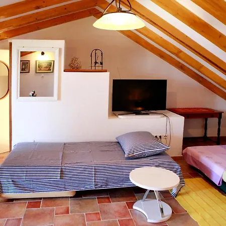 Apartmán A2 - Studio With Balcony Just 3 Min To The Beach